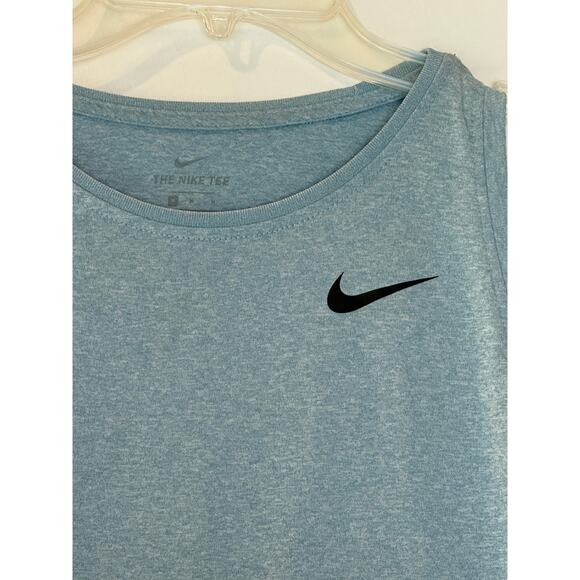 Nike Women's Dri-FIT Blue Training Tank Top - Size Medium - Picture 3 of 8